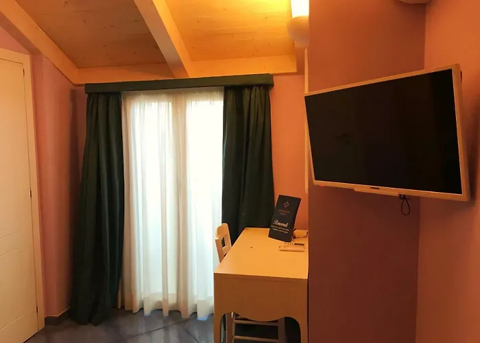 Residenza Vinci & 4*