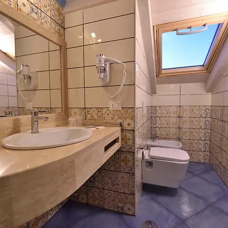 Residenza Vinci & 4* Пиццо